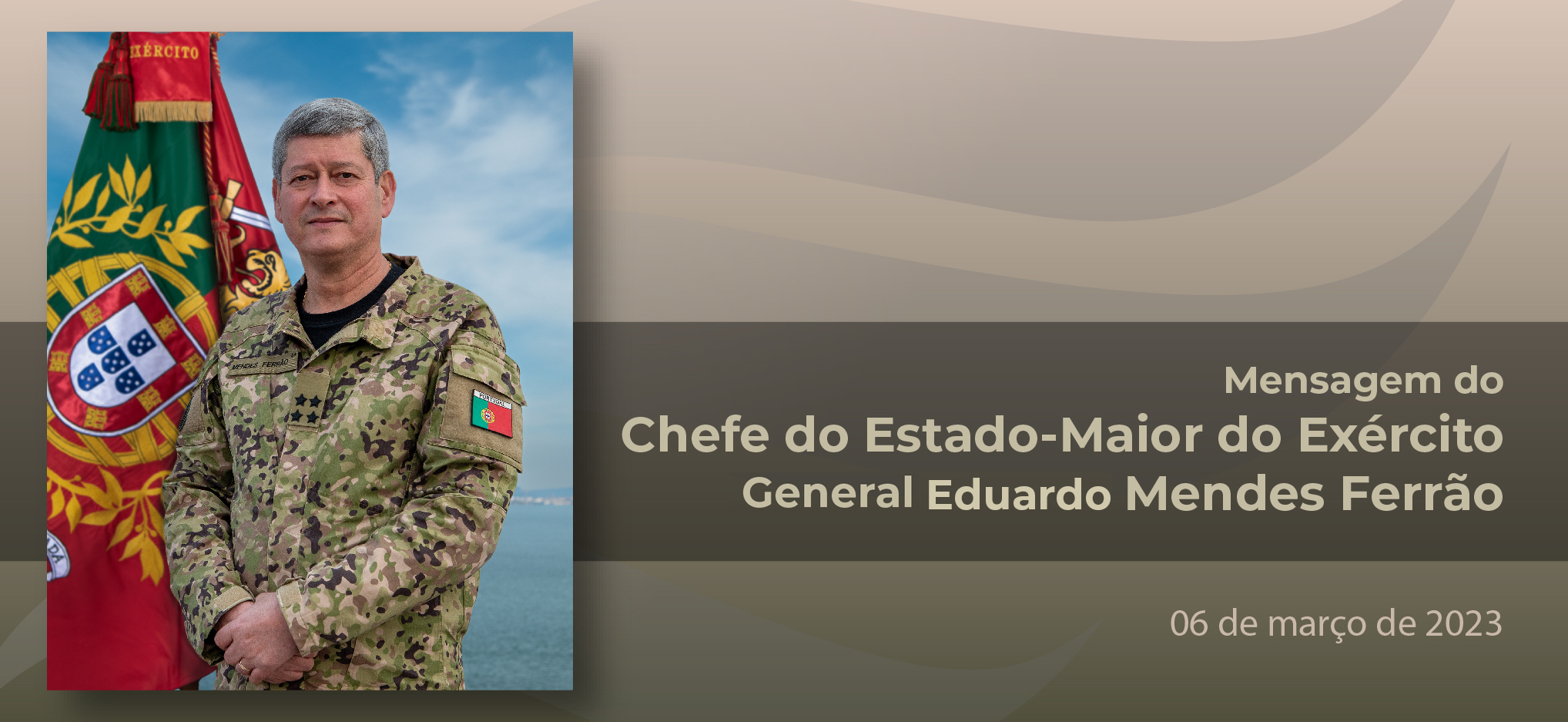 Militar, Mulher, Comandante de - Exército Português